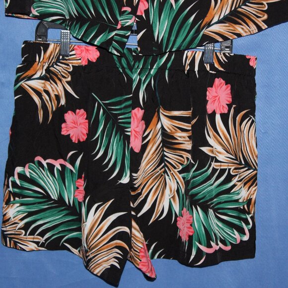 SHEIN CURVE Tropical Shirt and Shorts Co-ord Set 1XL - Picture 4 of 14